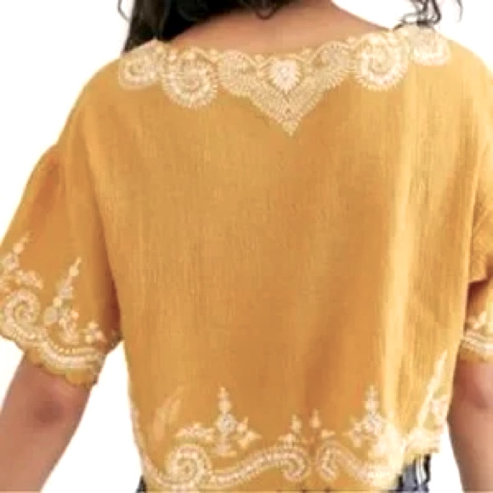 FP Embroidered crop top - Picture 3 of 17